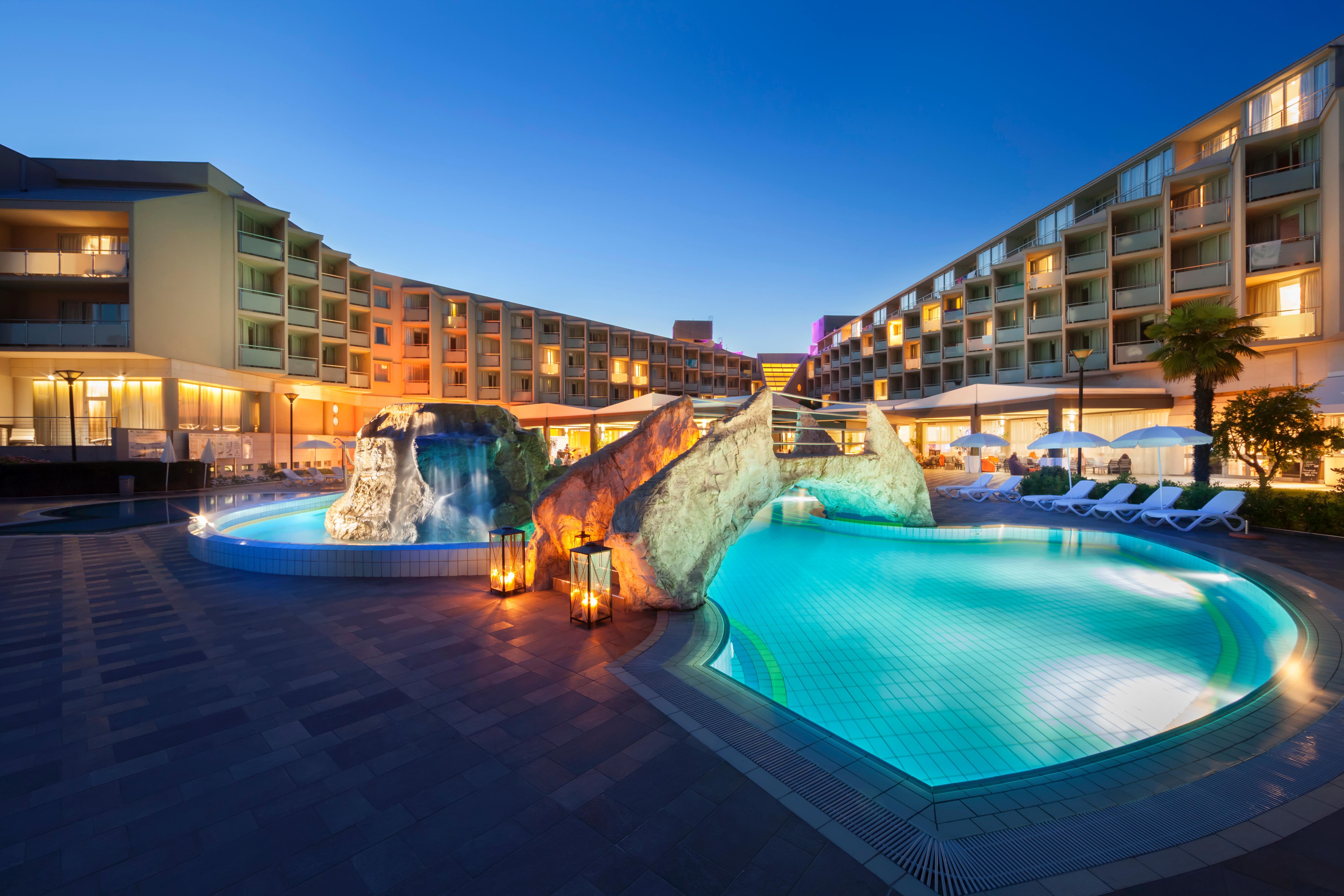 Aminess Vival Maestral Hotel Novigrad Istria المظهر الخارجي الصورة